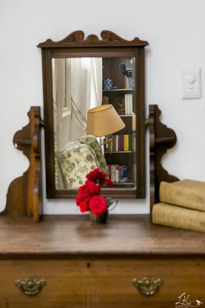 Фото Sandton Farmhouse Executive B&b