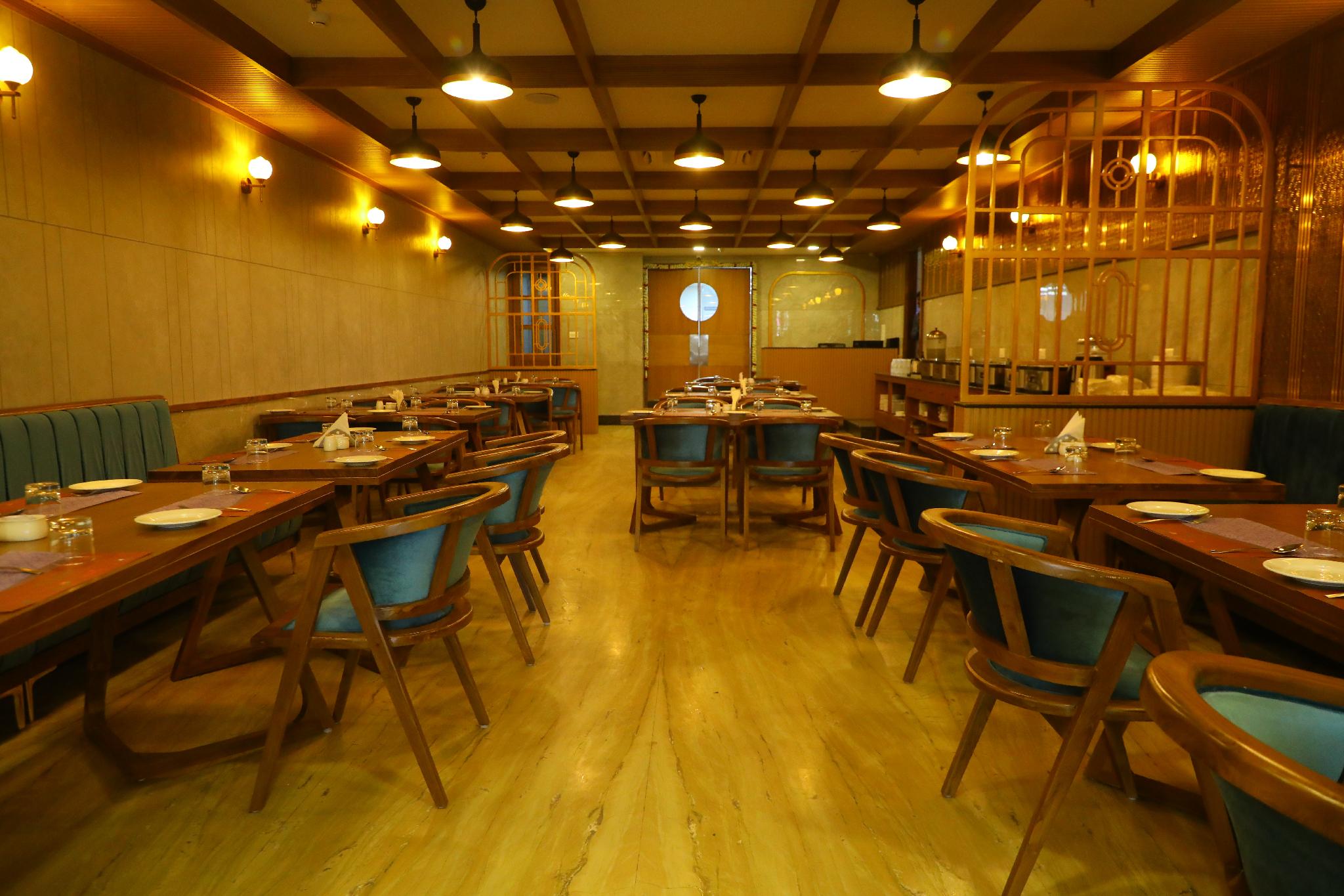 Фото Gokulam Park Hotel