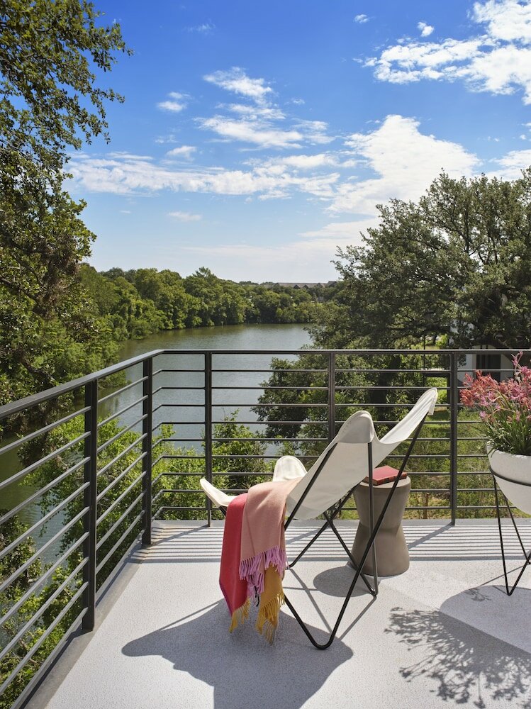 Фото The Ruby Hotel