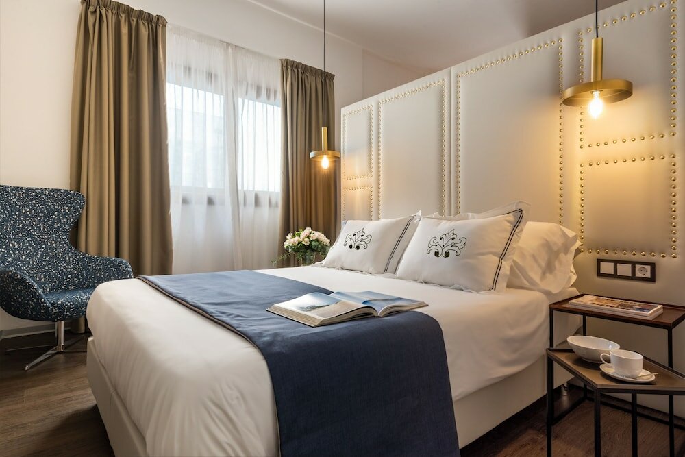 Фото Casa Sevilla 1920 Suites by Época