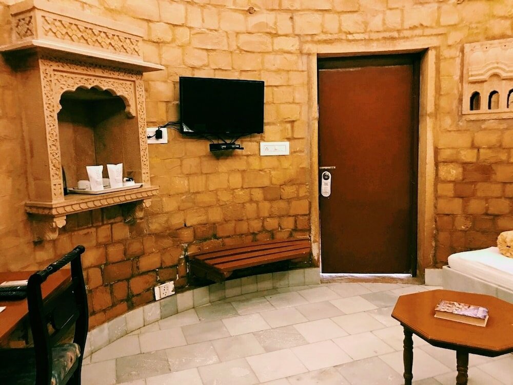 Фото Himmatgarh Palace