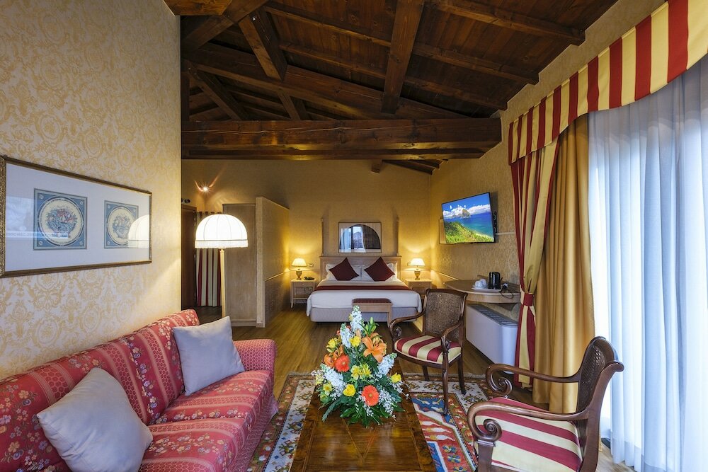 Фото Hotel Orologio