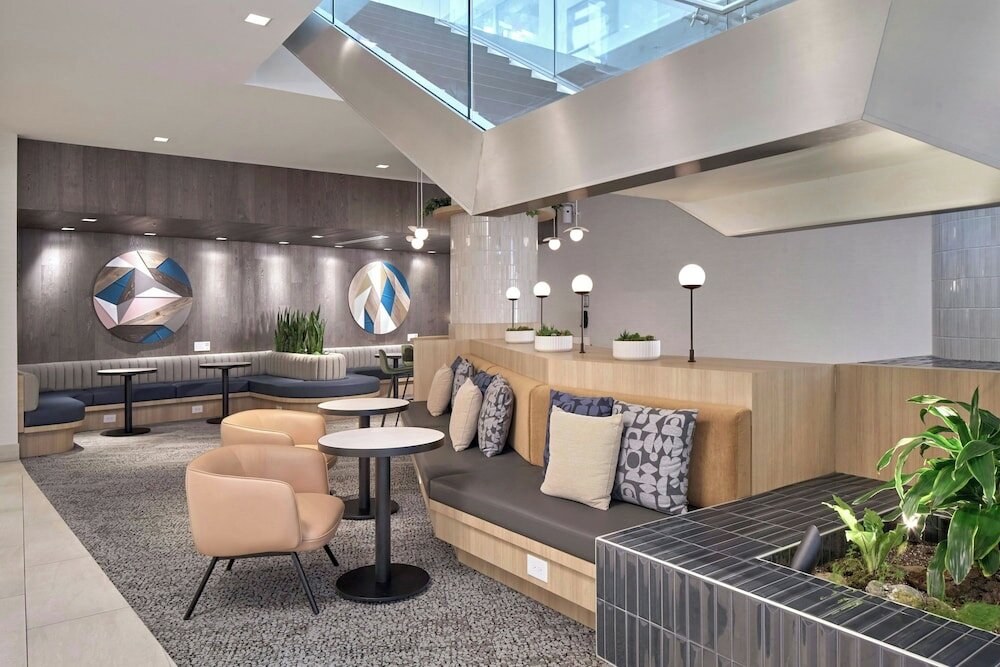 Фото Element Vancouver Metrotown