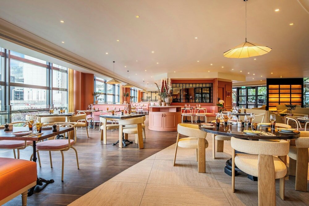 Фото Renaissance Paris La Defense