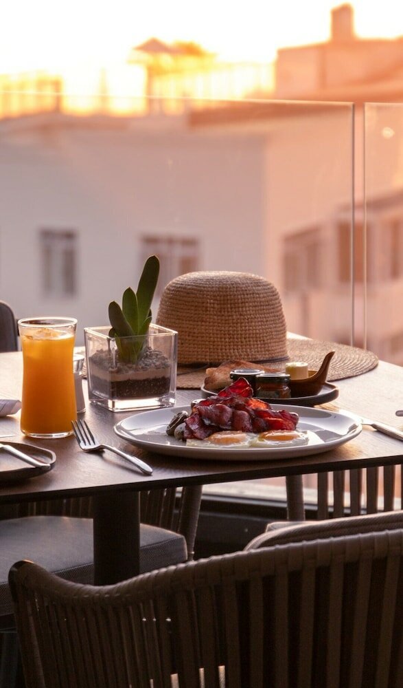 Фото Newkings Boutique Hotel