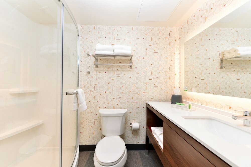 Фото Holiday Inn & Suites Orlando - International Dr S, an Ihg Hotel