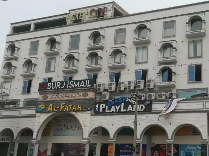 Hotel Hotel One Sargodha, Sargodha, photo