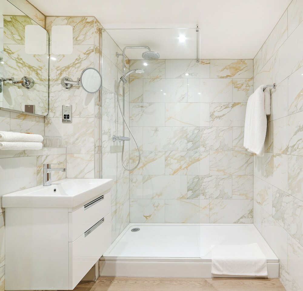 Фото Milford Hall Hotel & SPA