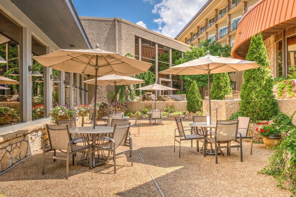 Фото Lodge Of Four Seasons Golf Resort, Marina & SPA