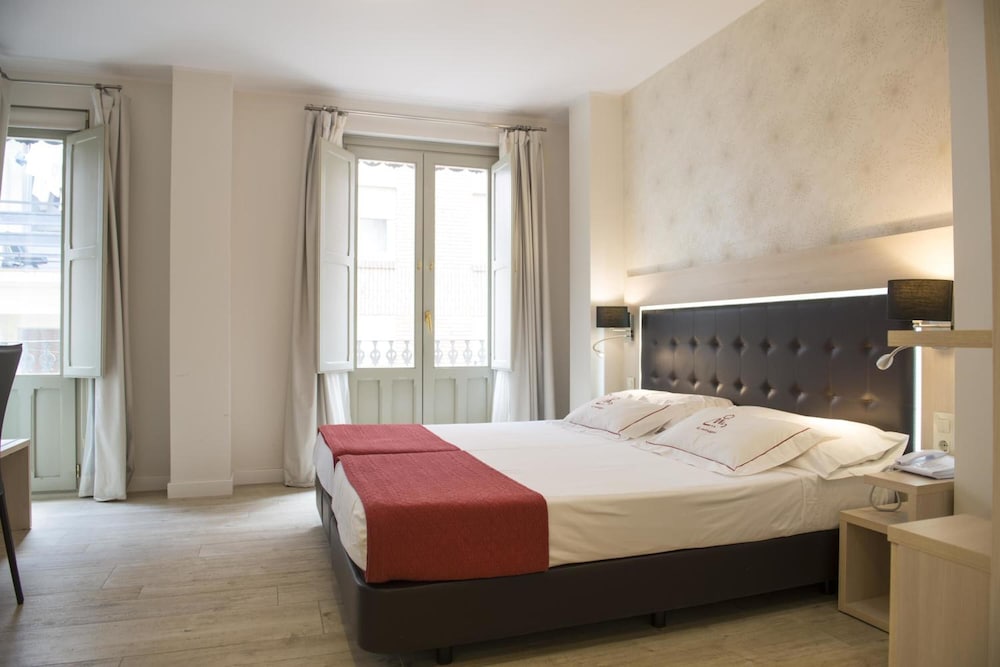 Фото Hotel El Mudayyan