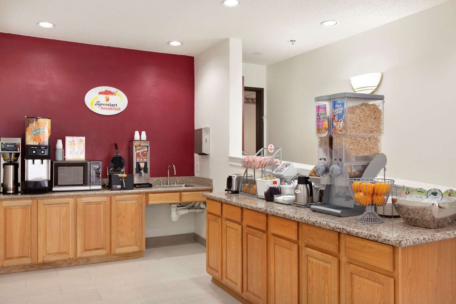 Фото Super 8 by Wyndham Garland/Rowlett/East Dallas area