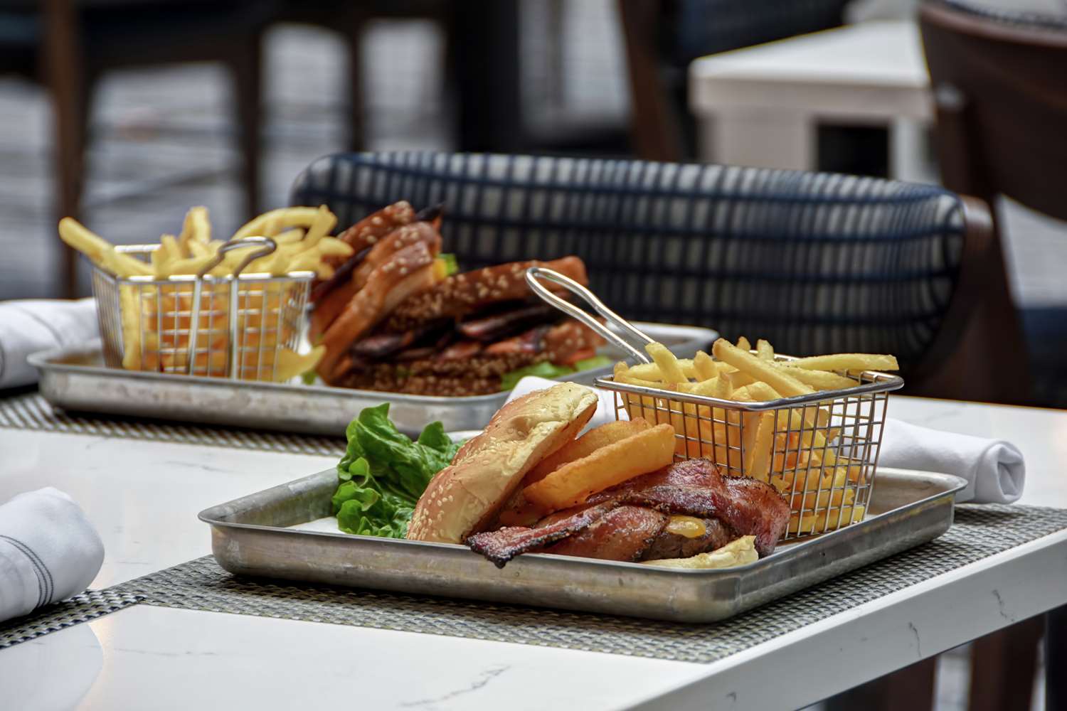 Фото Embassy Suites Omaha - Downtown/Old Market