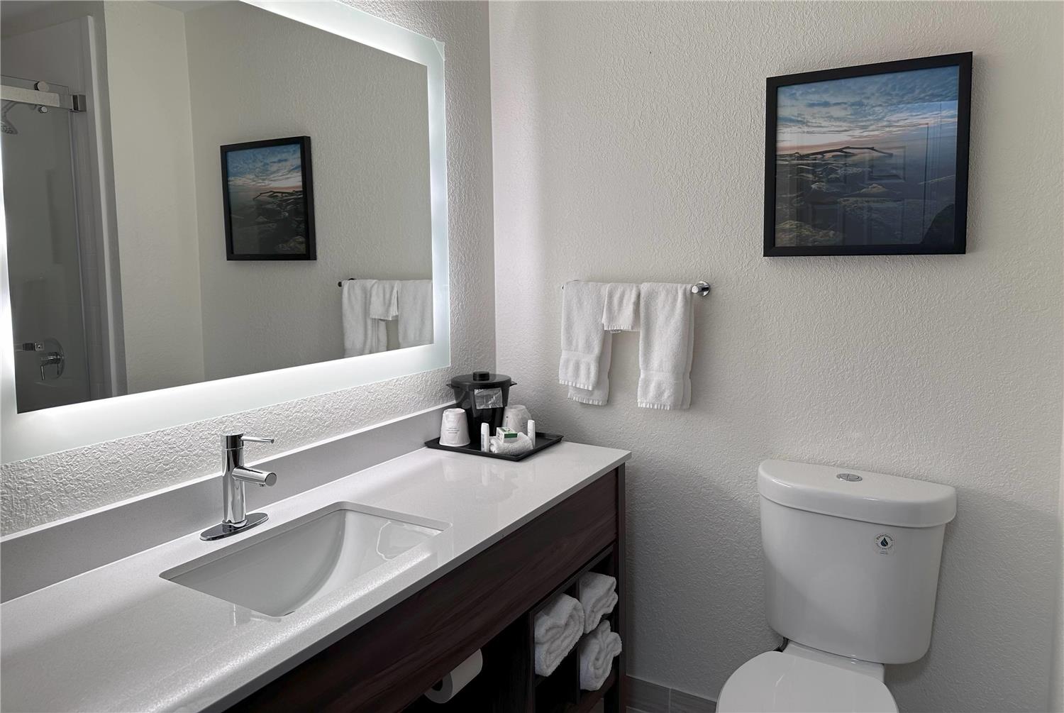 Фото La Quinta Inn & Suites by Wyndham Milwaukee Sw New Berlin