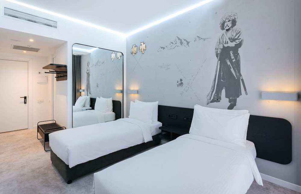 Фото Hotel Golden Tulip Design Tbilisi