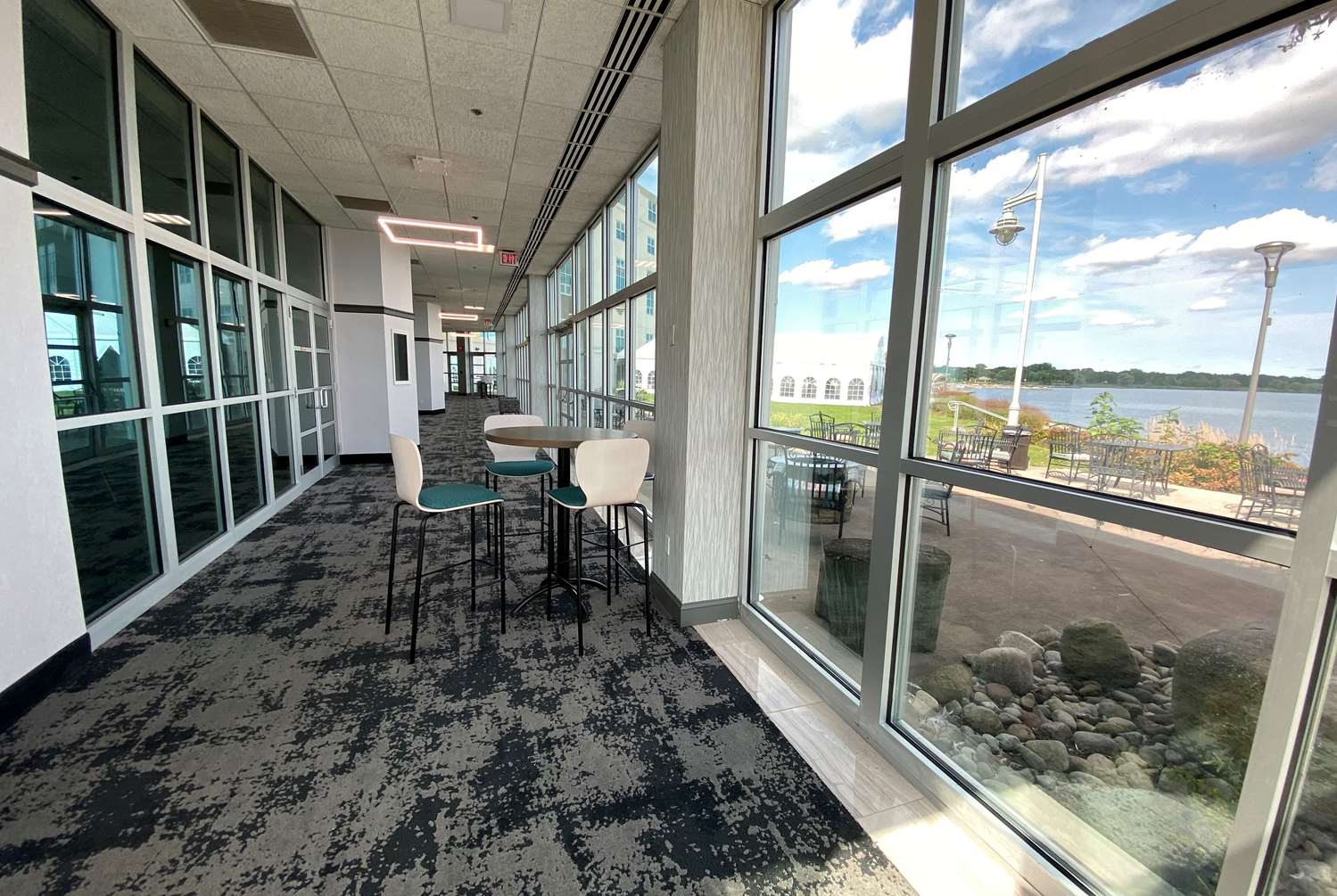 Фото 41 Lakefront Hotel, Trademark Collection by Wyndham