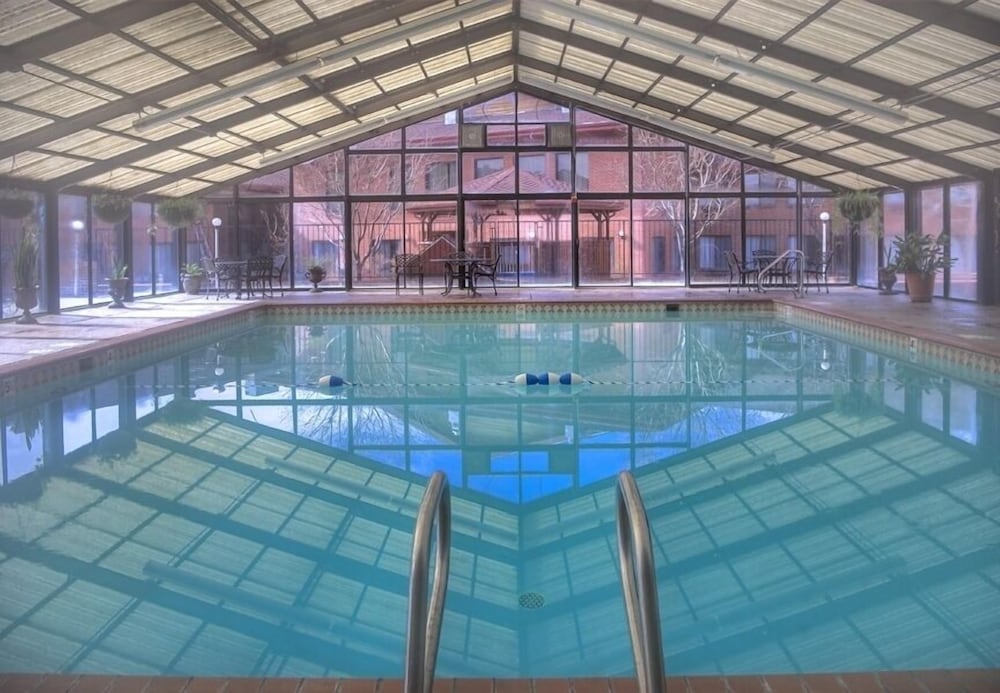 Фото Radisson Hotel Colorado Springs Airport