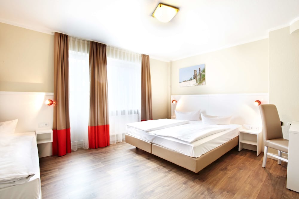 Фото Hotel Ostseehalle Kiel by Premiere Classe