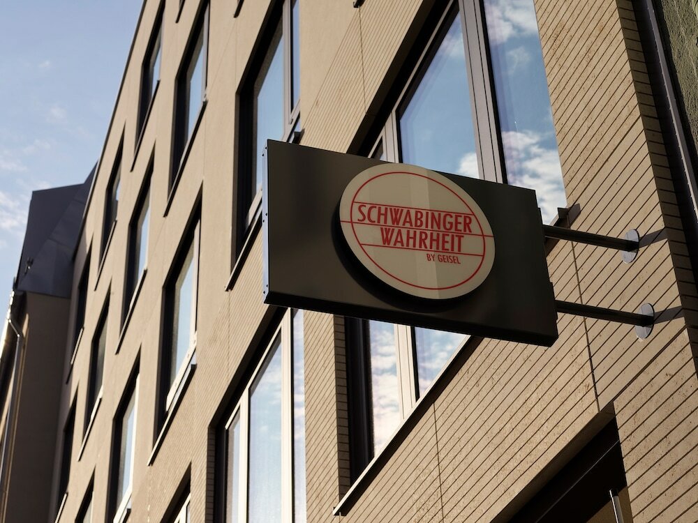 Фото Schwabinger Wahrheit by Geisel