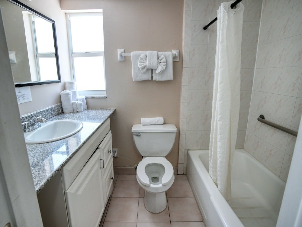 Фото Courtyard Clearwater Beach Marina