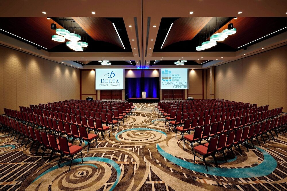 Фото Delta Hotels by Marriott Prince Edward