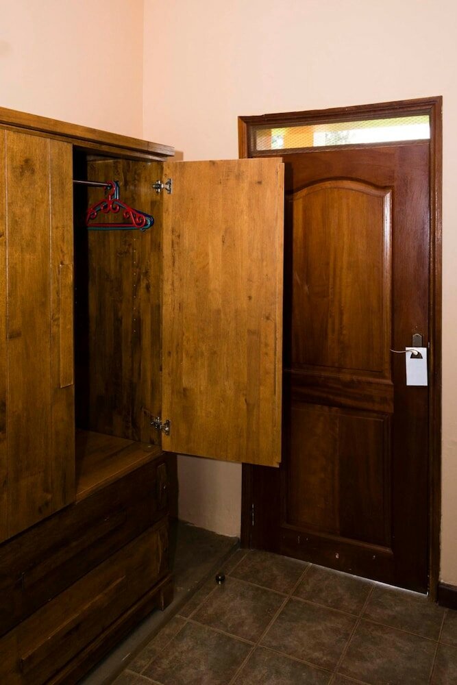 Фото Mountains of the Moon Hotel