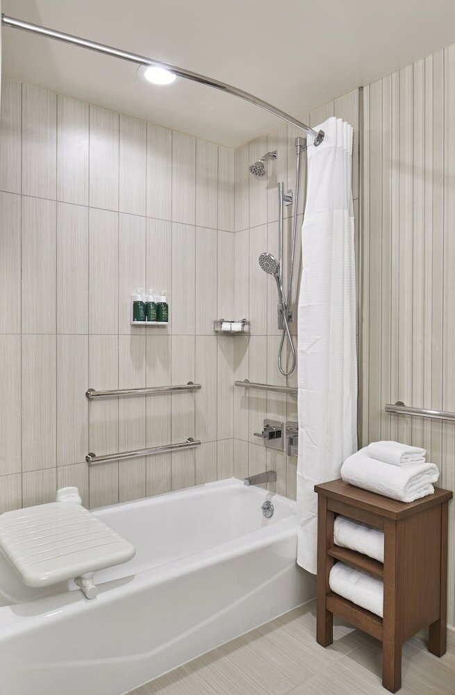 Фото Courtyard by Marriott Baltimore Downtown/McHenry Row