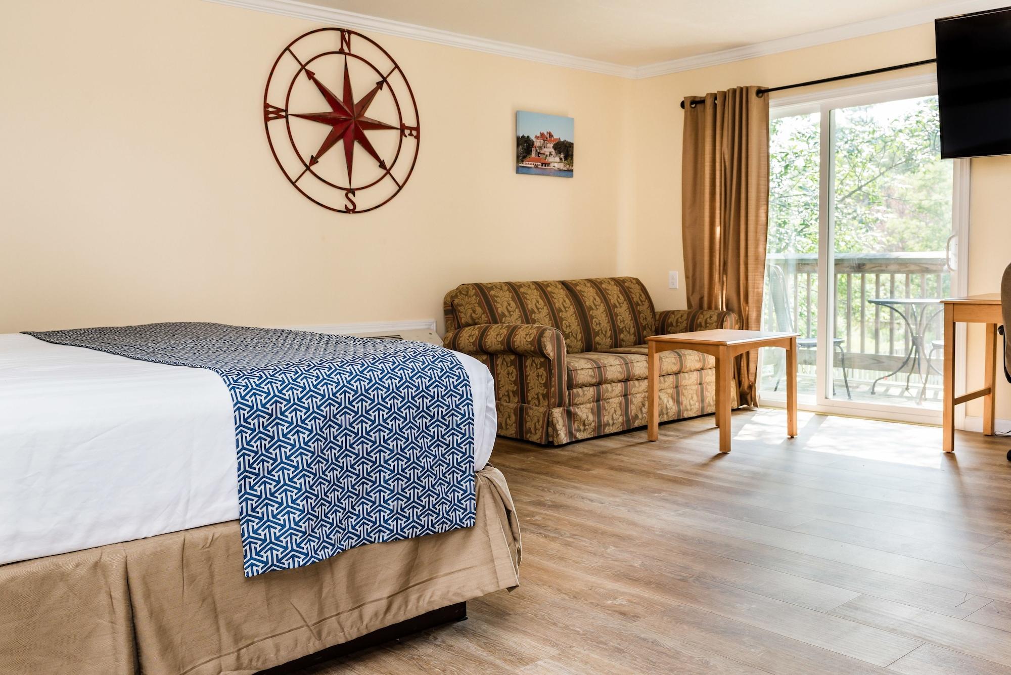 Фото Capt. 's Inn & Suites