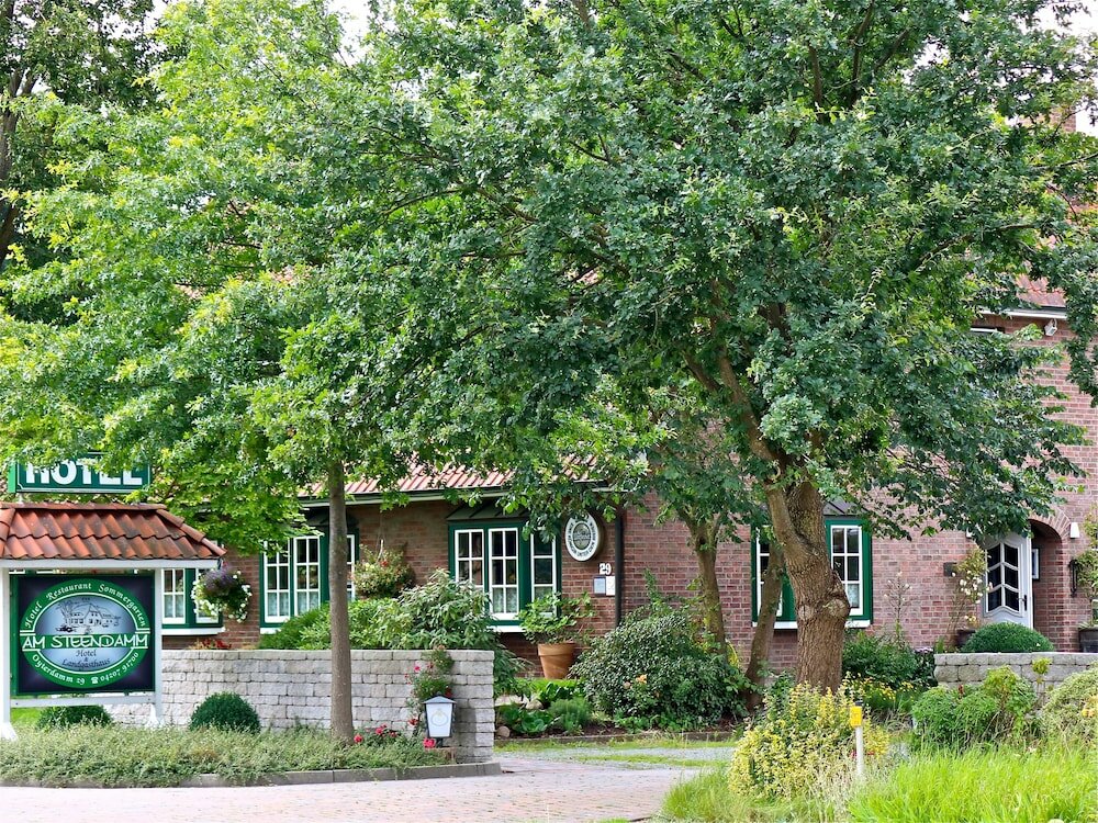 Фото Hotel Landgasthaus Am Steendamm