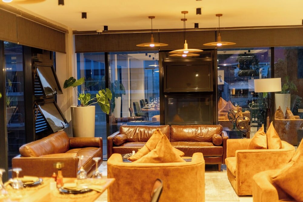 Фото Mythos Boutique Hotel