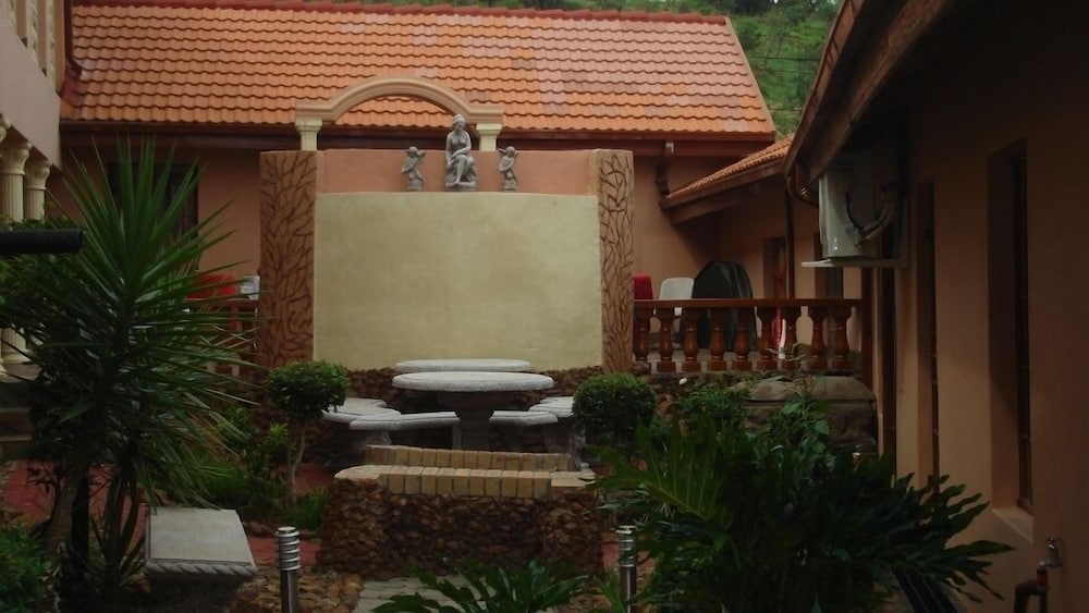 Фото Valley View Guest House