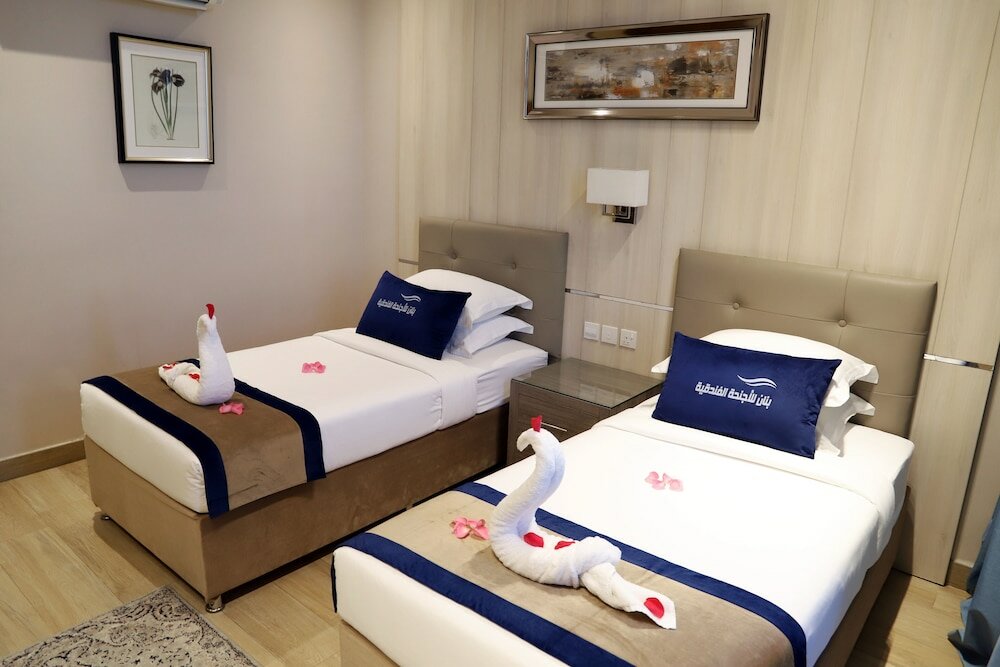 Фото Banan Hotel Suite