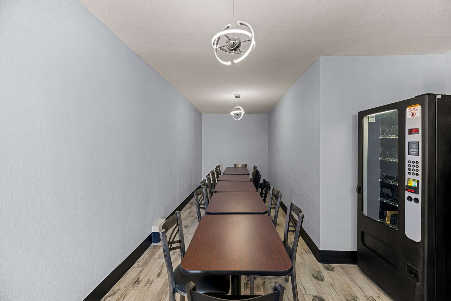 Фото Sure Stay by Best Western Midland Texas