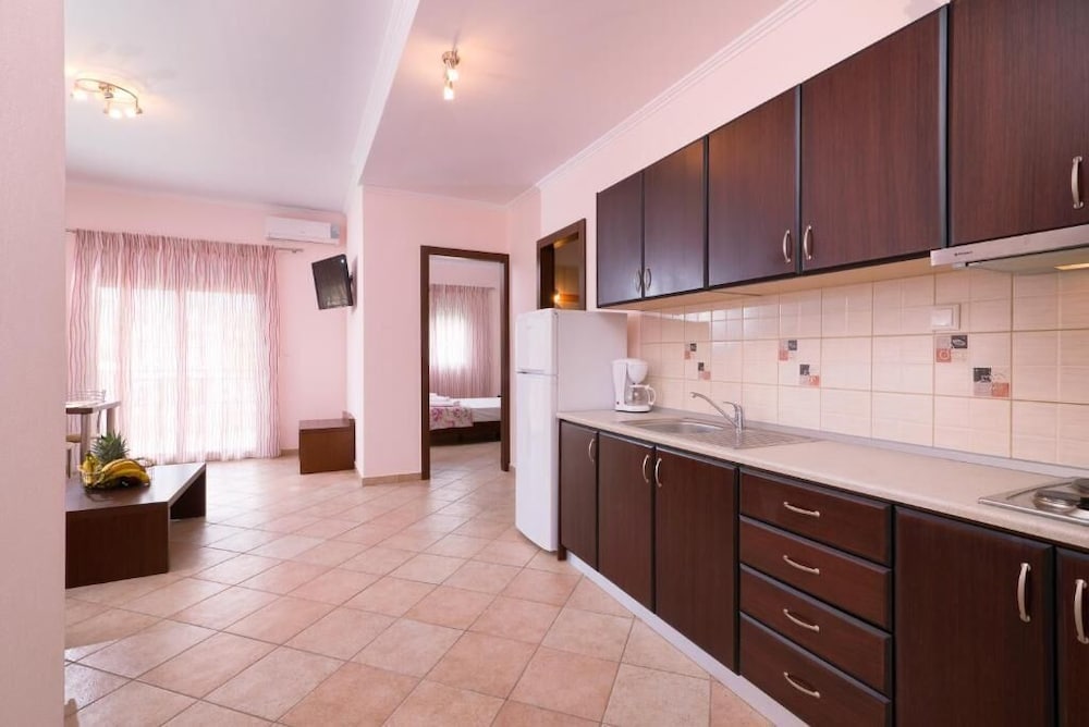 Фото Nikolas Studios