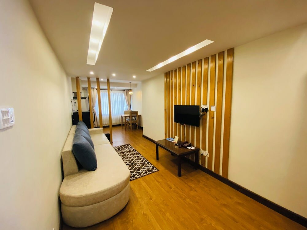 Фото Kathmandu Business Hotel