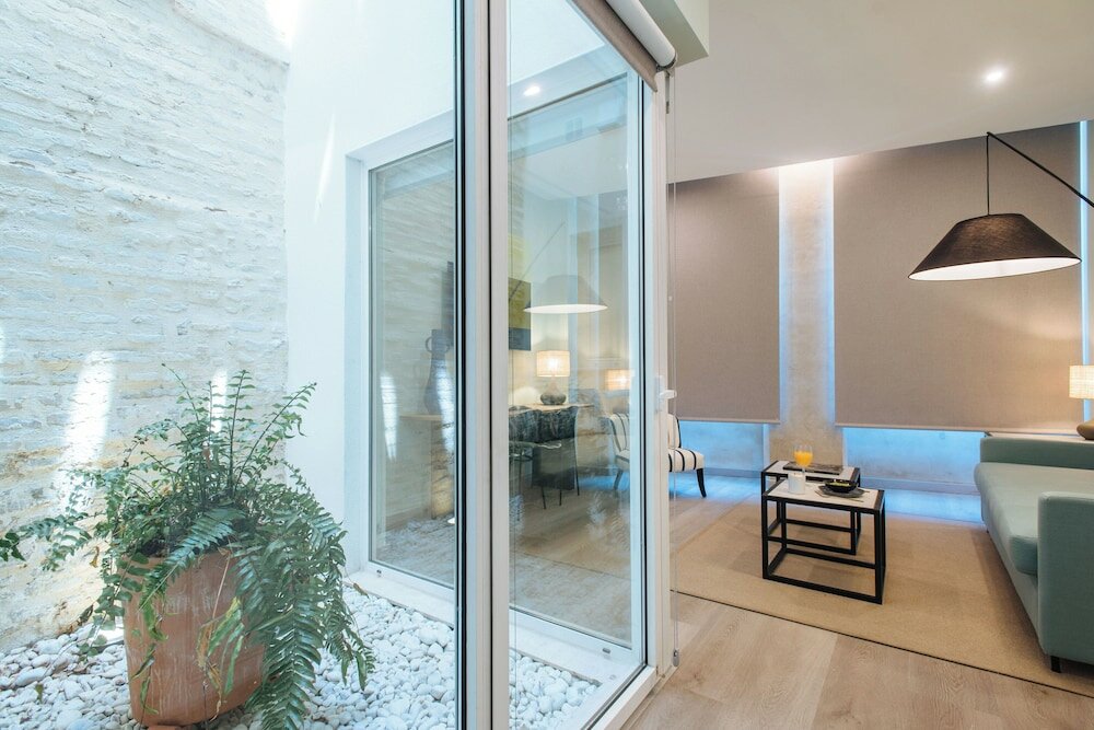 Фото Sercotel Sevilla Guadalquivir Suites