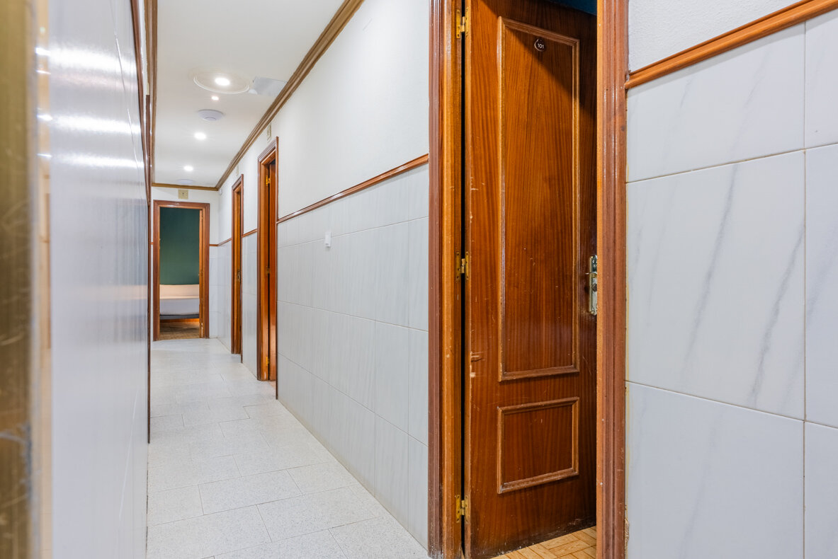 Фото Ideal Hostel Madrid