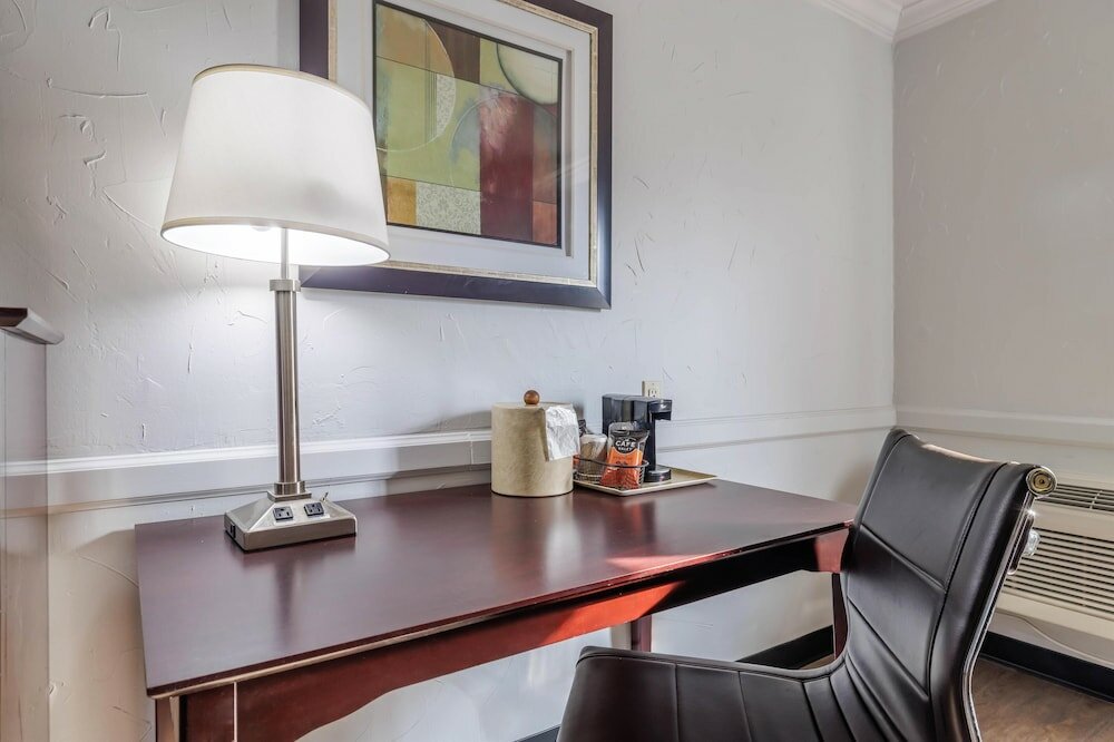 Фото Studio 6 Suites - Dallas, Tx - Downtown