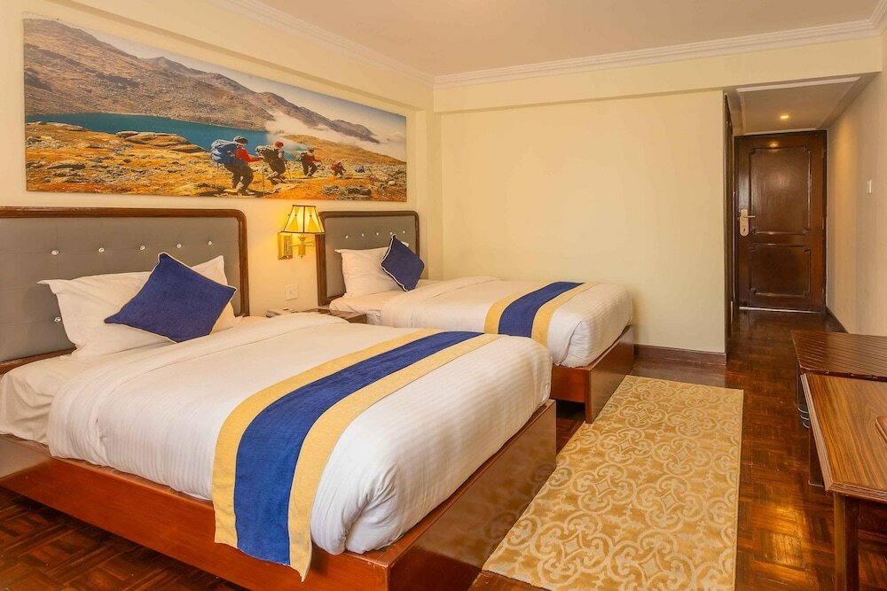 Фото Kathmandu Business Hotel