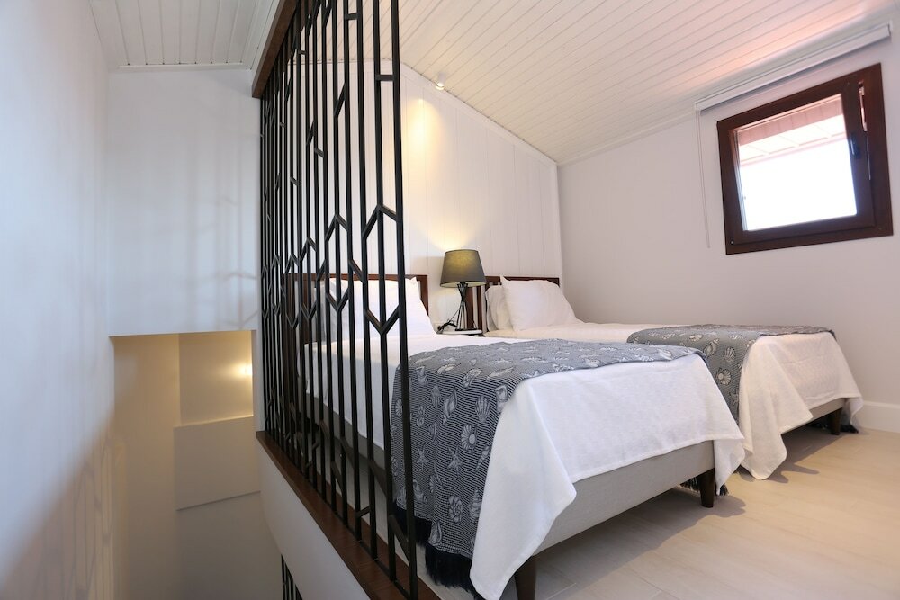 Фото Alp Suites Pinehill