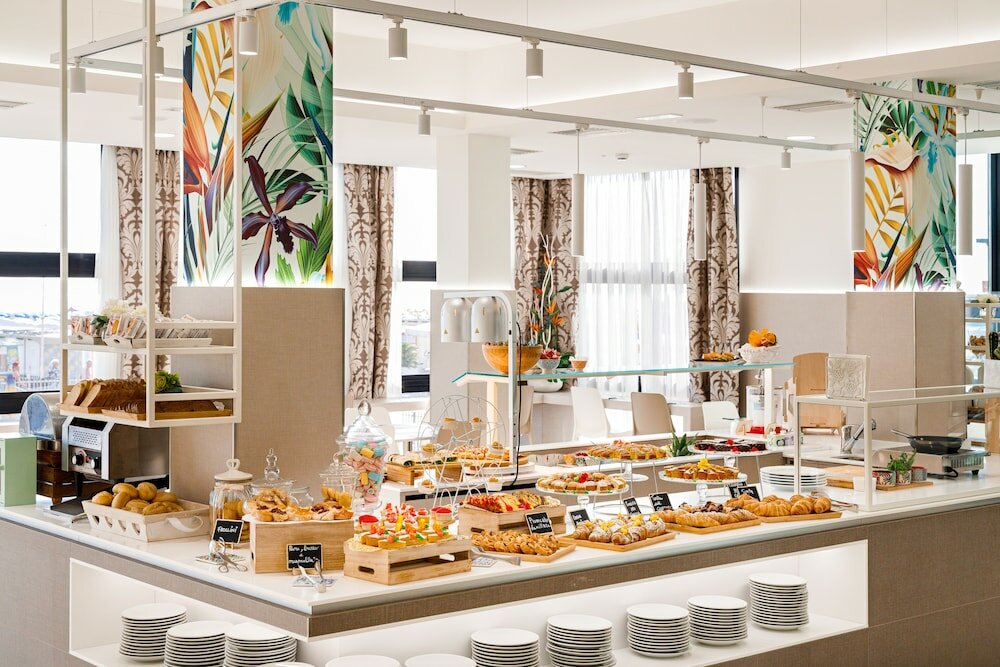 Фото Hotel Ariane