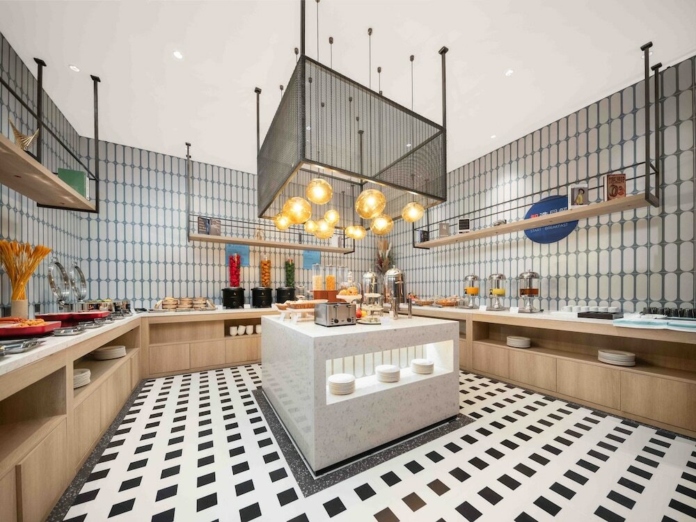 Фото Holiday Inn Express Shanghai Hongqiao Linkong