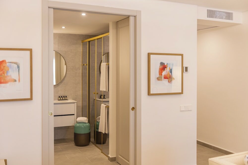 Фото Dionis Boutique Hotel & SPA