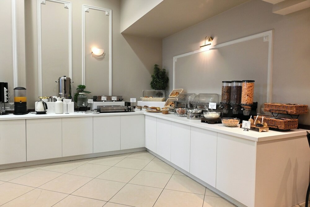 Фото Achillion Hotel