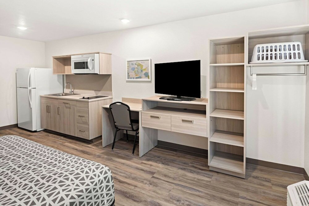 Фото Woodspring Suites Billings