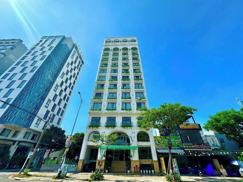 Фото отеля 1