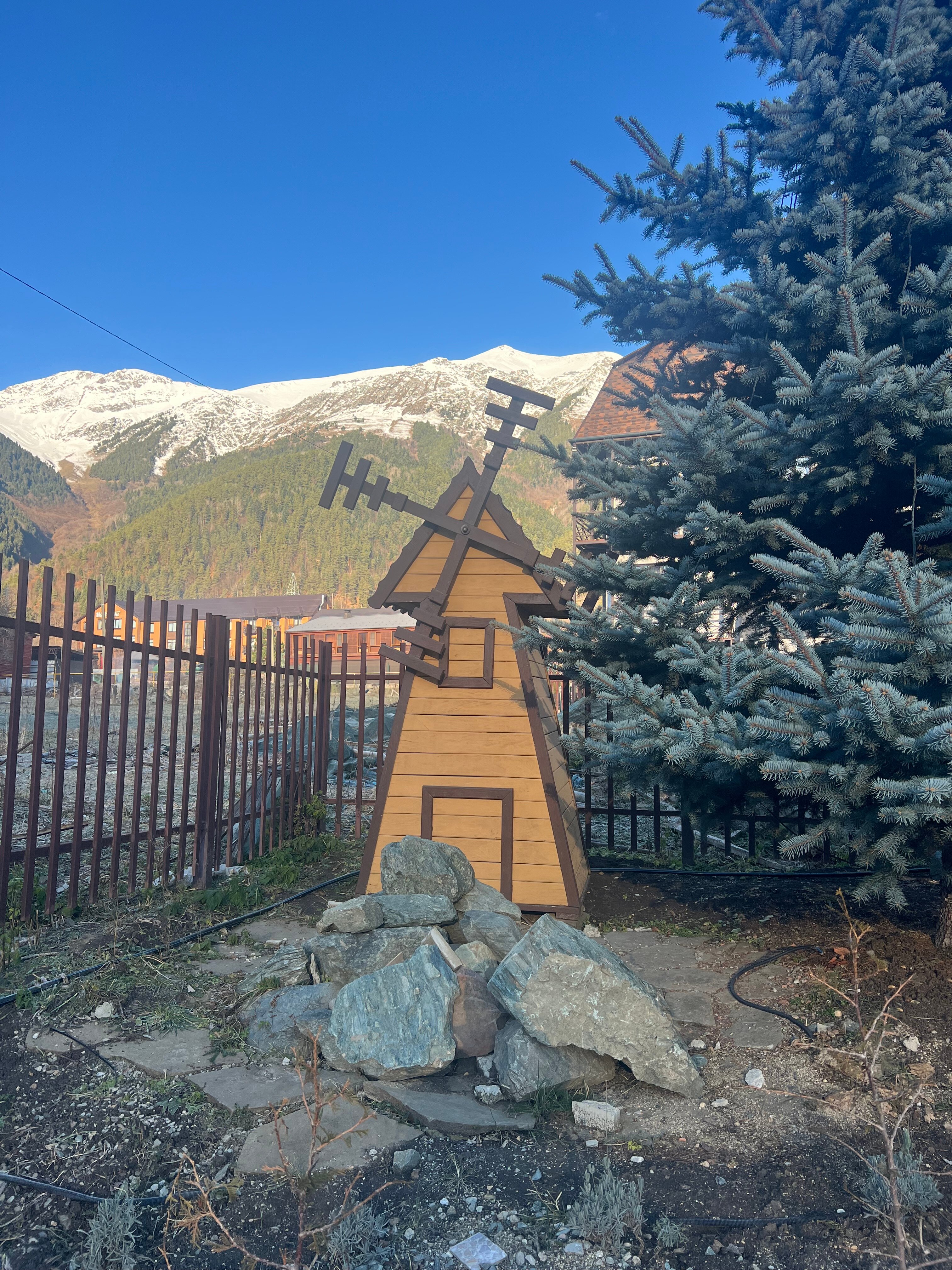 Фото Мельница