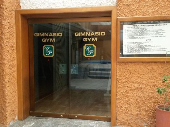 Фото Country Plaza