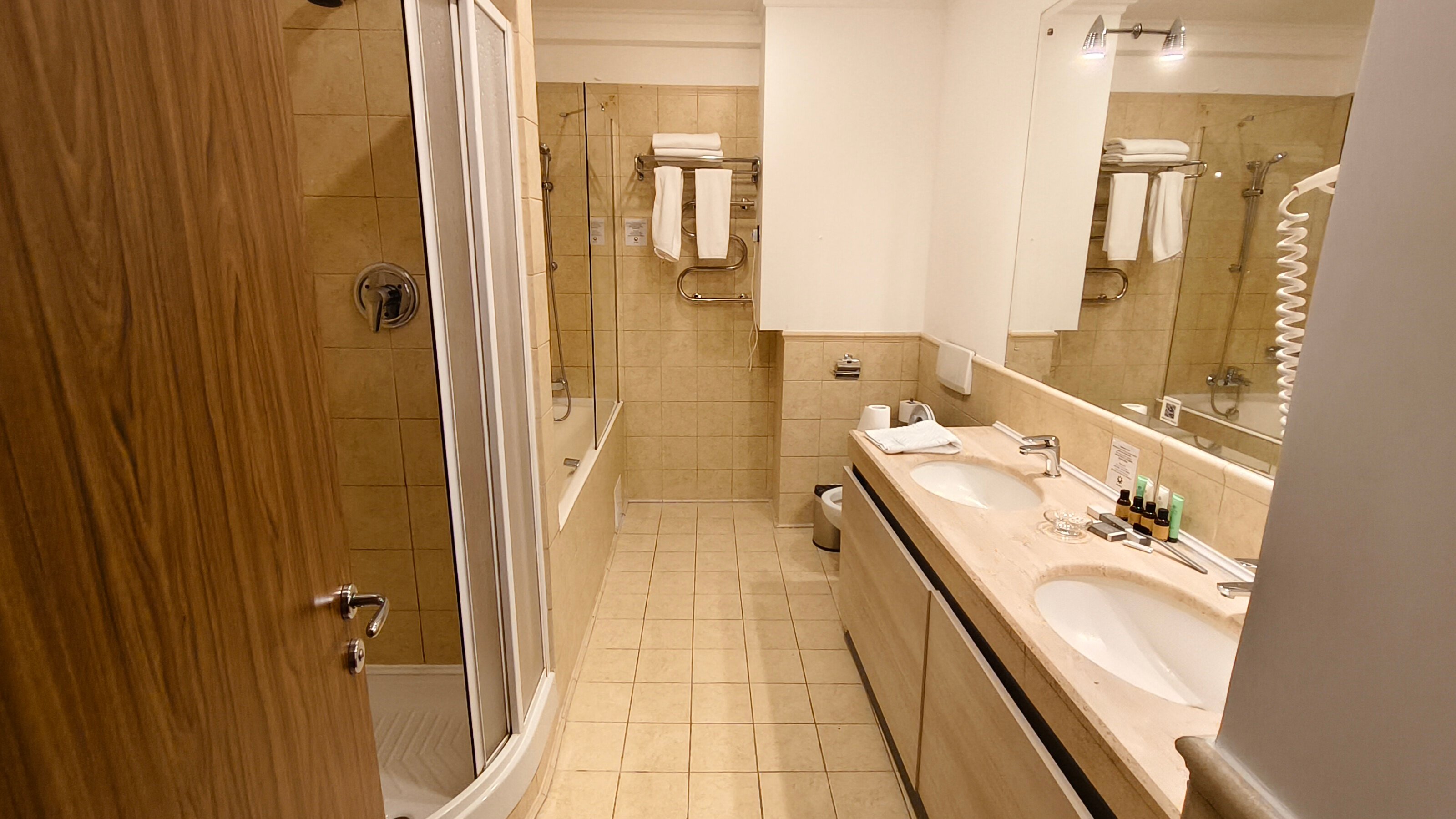 Фото Луна и Лотос