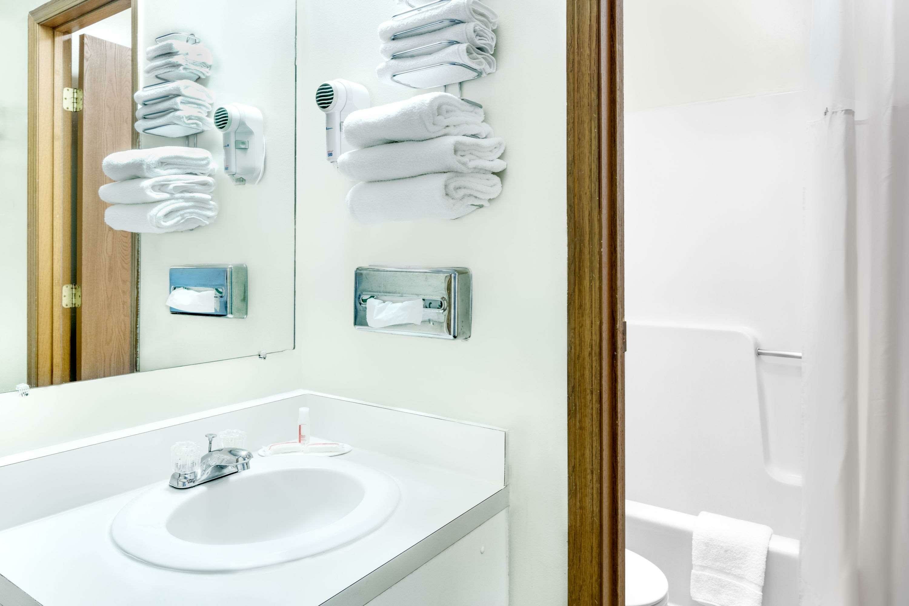 Фото Days Inn by Wyndham Concordia