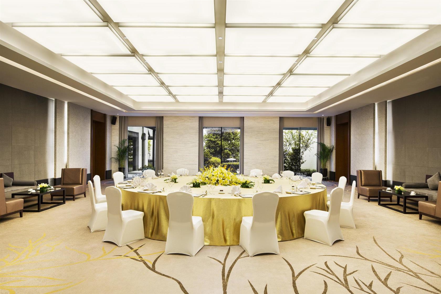 Фото Worldhotel Grand Dushulake Suzhou